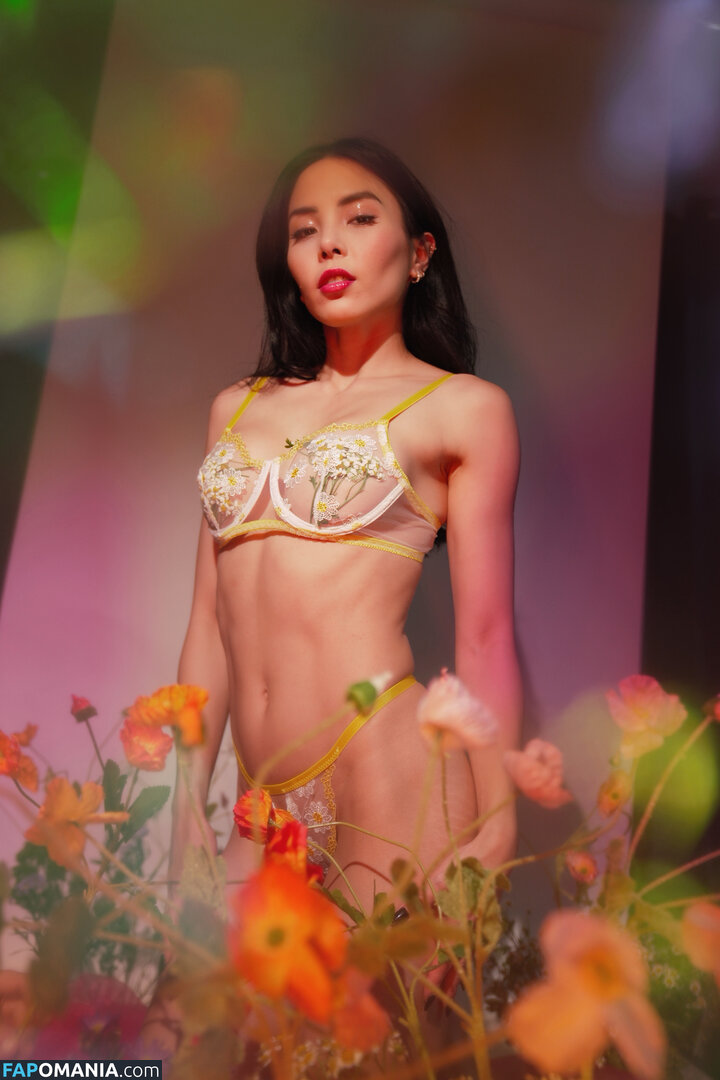 Anna Akana / AnnaAkana / wonderlandstudios Nu OnlyFans  Foto vazada #506