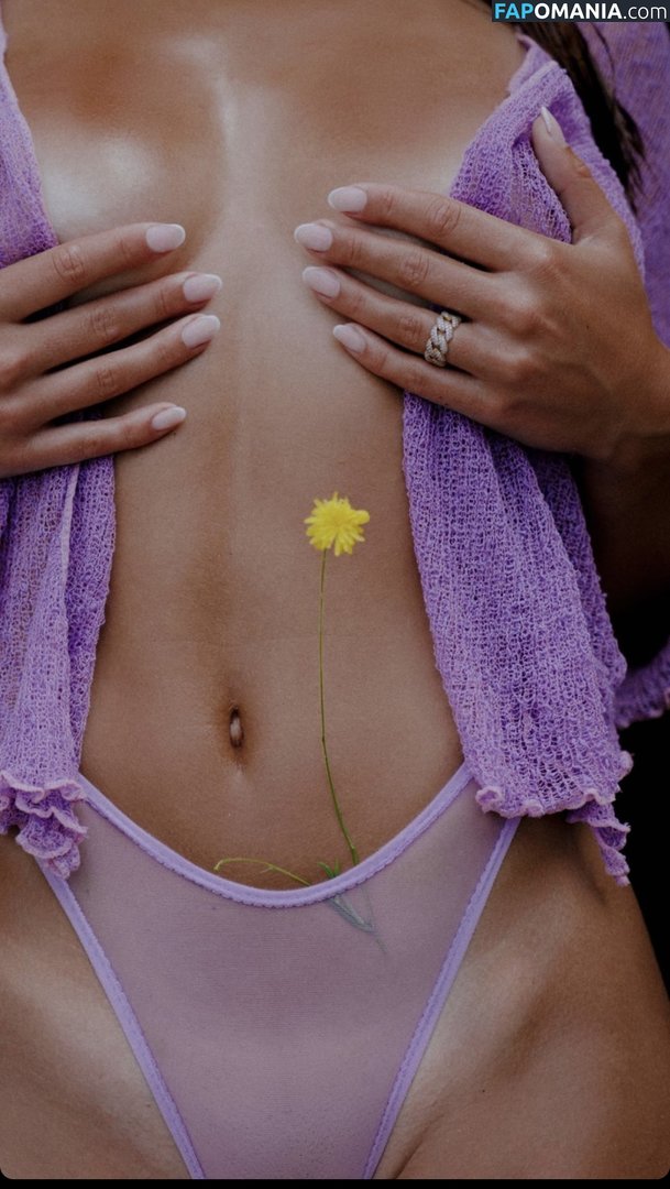 Anna Arevalo / anamile / anna.are / anna.are_ Nu OnlyFans  Foto vazada #4