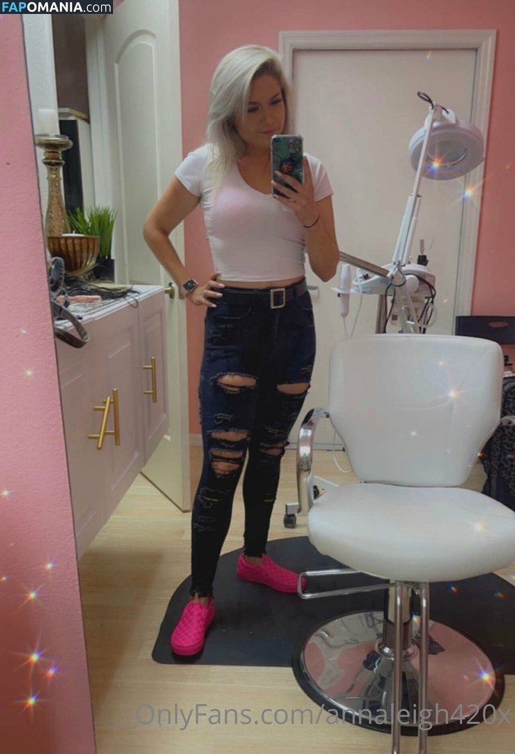 annaleigh420x / gothicc_girl_420 Nu OnlyFans  Foto vazada #30
