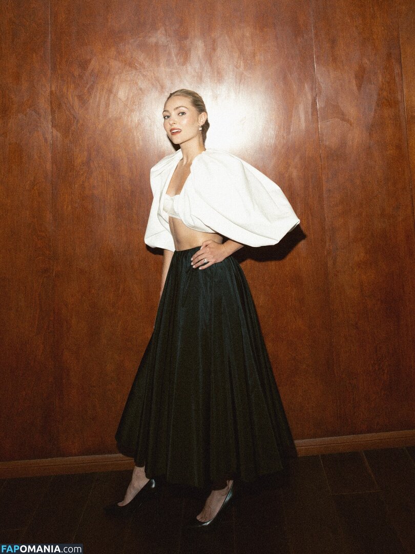 AnnaSophia Robb / annasophiarobb Nu OnlyFans  Foto vazada #421