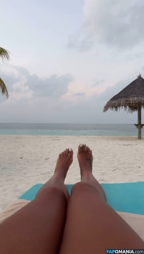 Antonia / Antonia Iacobescu / antoniamackenzie Nu OnlyFans  Foto vazada #7