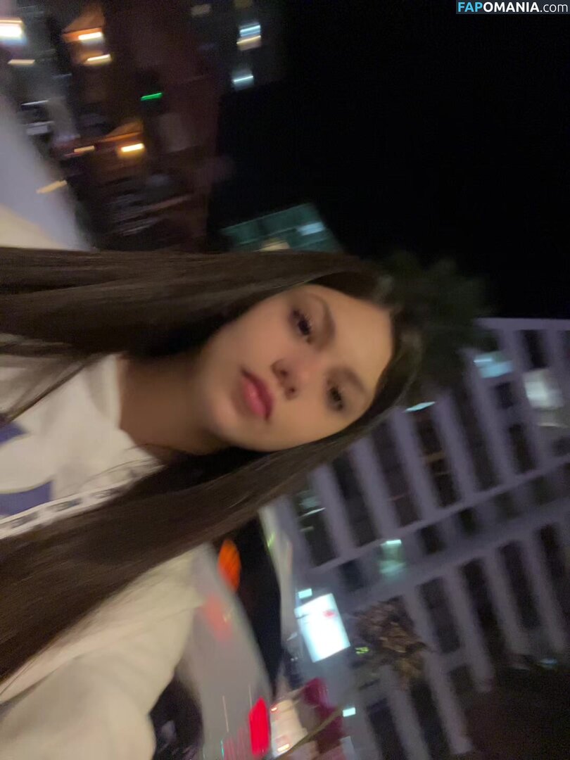 antoniia.blessed / https: Nu OnlyFans  Foto vazada #5