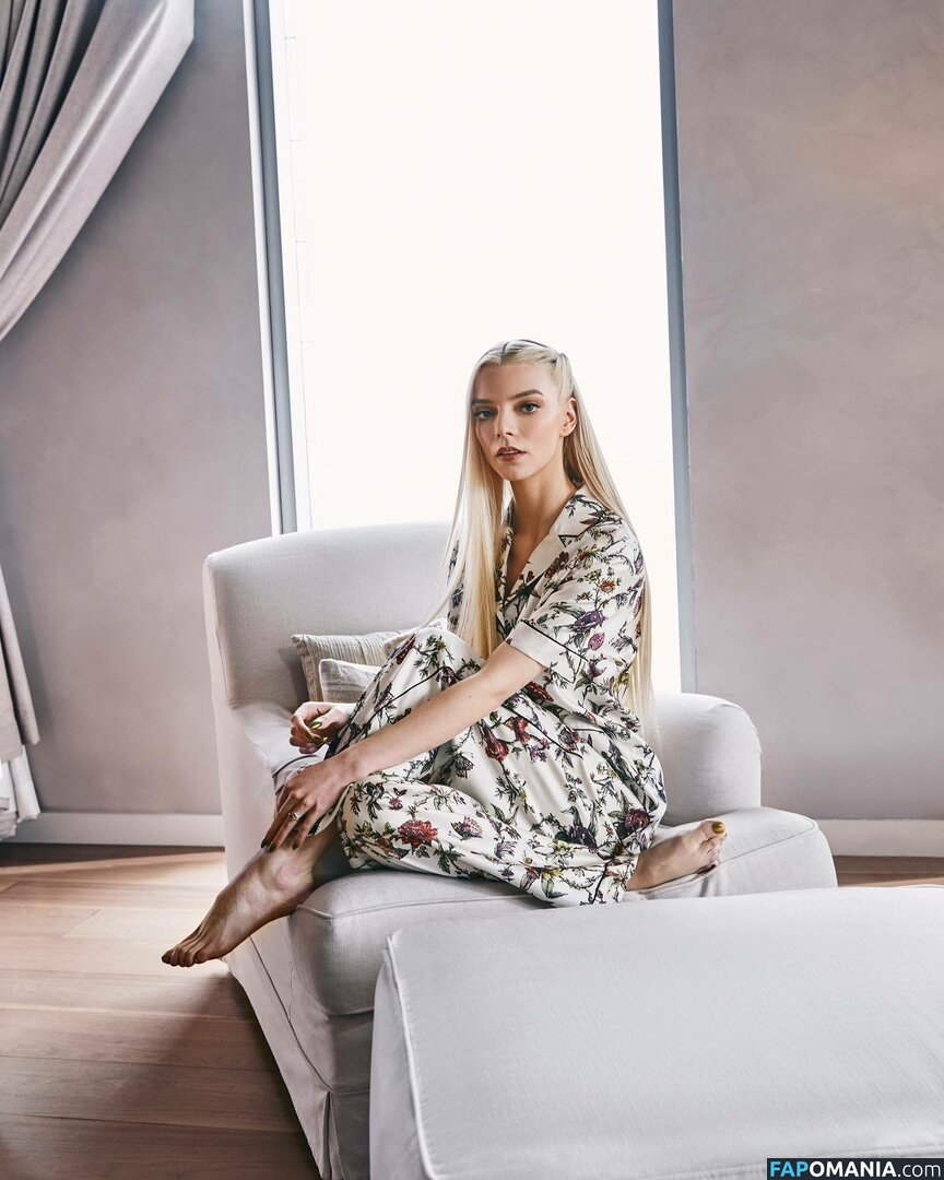 Anya Taylor-Joy / anyataylorjoy / taylorjoyvip Nu OnlyFans  Foto vazada #283