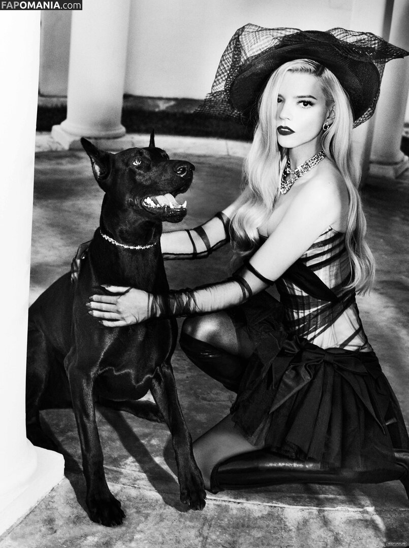 Anya Taylor-Joy / anyataylorjoy / taylorjoyvip Nu OnlyFans  Foto vazada #2131