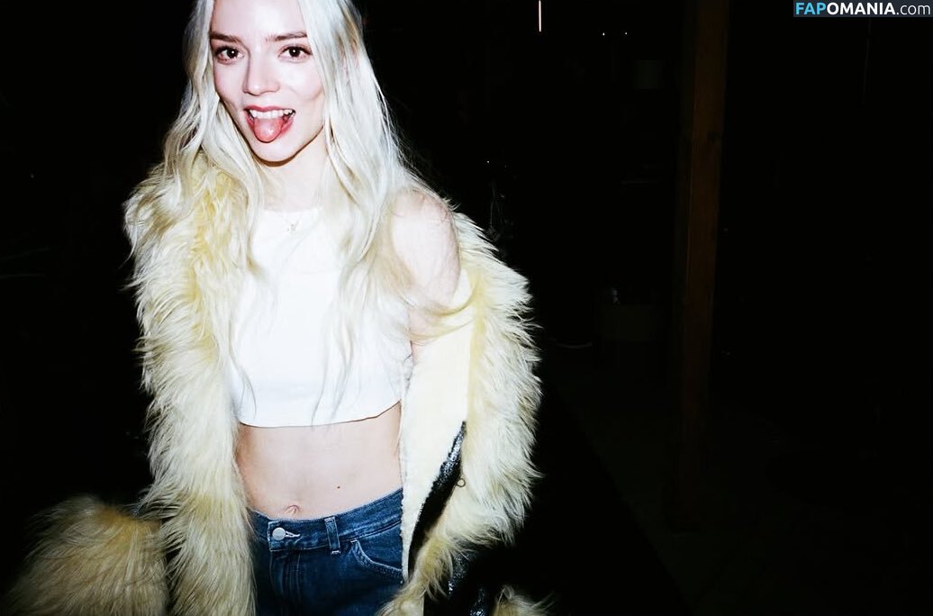 Anya Taylor-Joy / anyataylorjoy / taylorjoyvip Nu OnlyFans  Foto vazada #2144