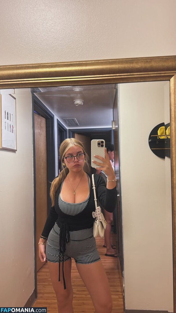 Ariana White / arianaawhite Nu OnlyFans  Foto vazada #16