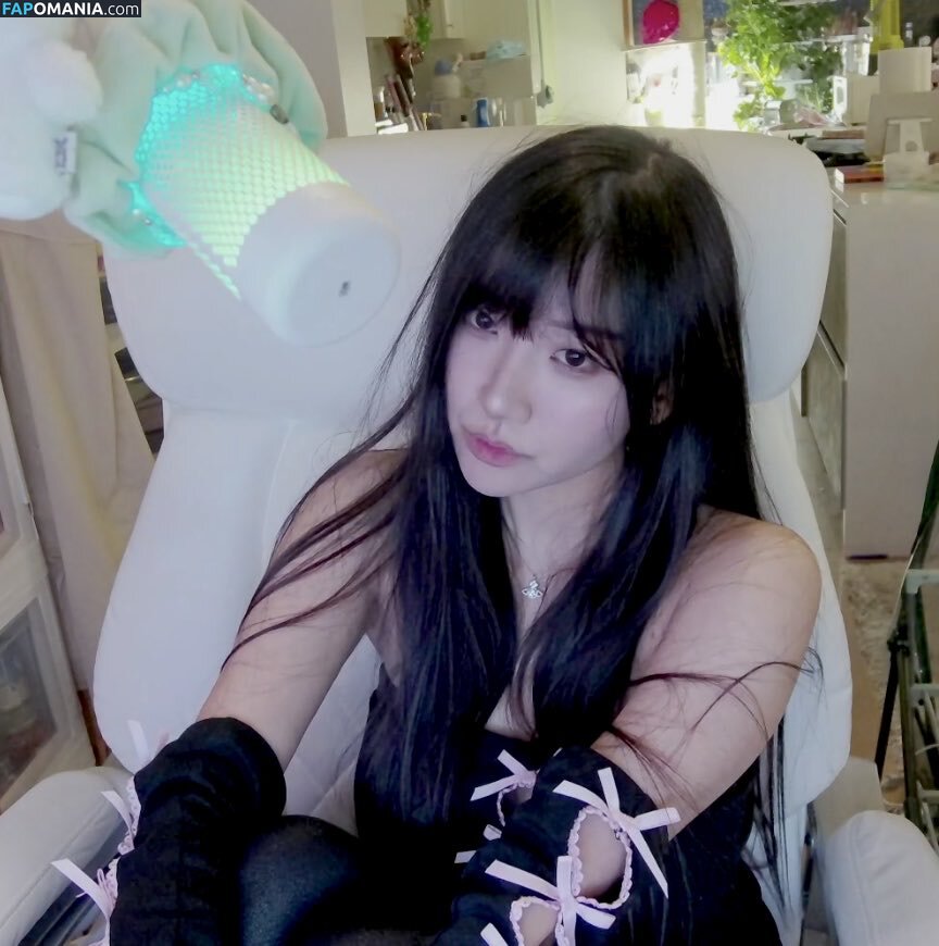 AriaSaki / annoyingaria Nu OnlyFans  Foto vazada #954