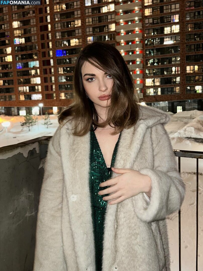 Ahrinyan / Arina Berdnikova / nyasharisha Nu OnlyFans  Foto vazada #160