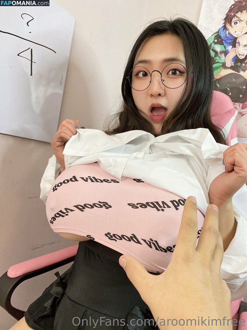aroomikimfree / reel Nu OnlyFans  Foto vazada #16
