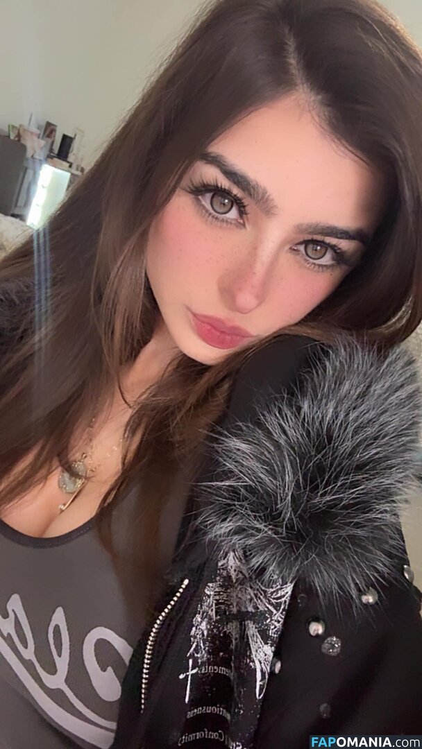  / ARUUU / DeputyARUUU / malachitexd Nu OnlyFans  Foto vazada #689