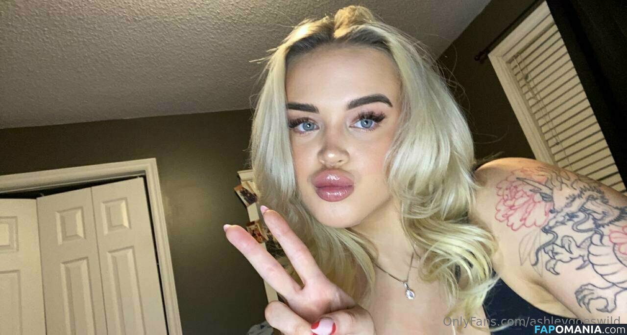 ashleygoeswild / ashleysgonewild Nu OnlyFans  Foto vazada #10