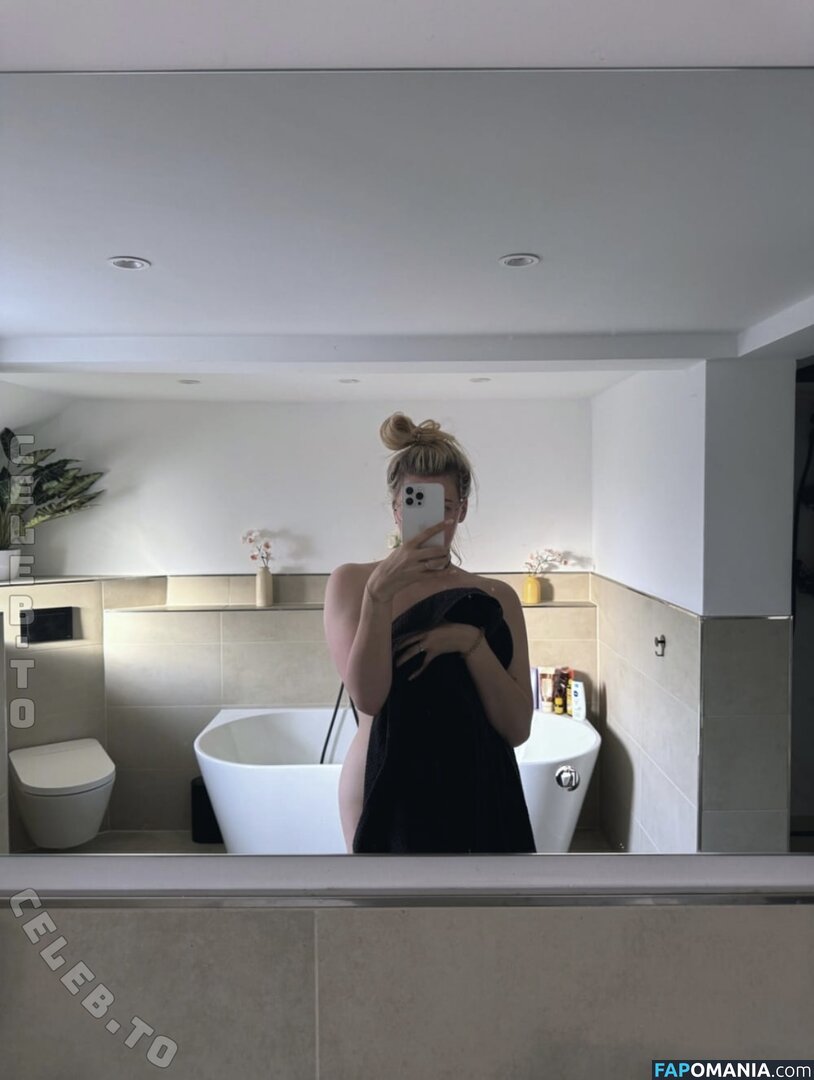ASMR Janina / ASMRJaninaa / asmrjanina / https: Nu OnlyFans  Foto vazada #31