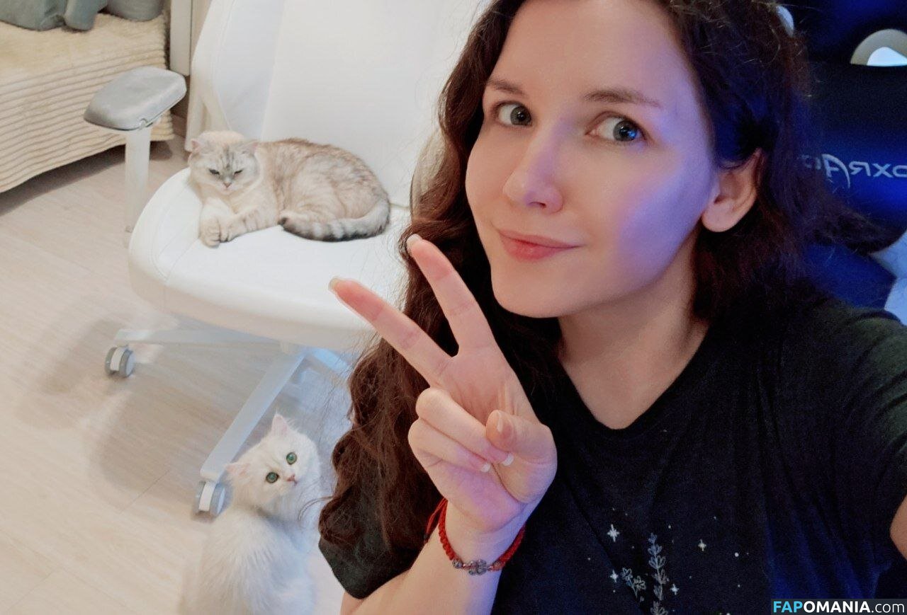 Angelina Lin / KittyKlaw / asmr.kittyklaw Nu OnlyFans  Foto vazada #71