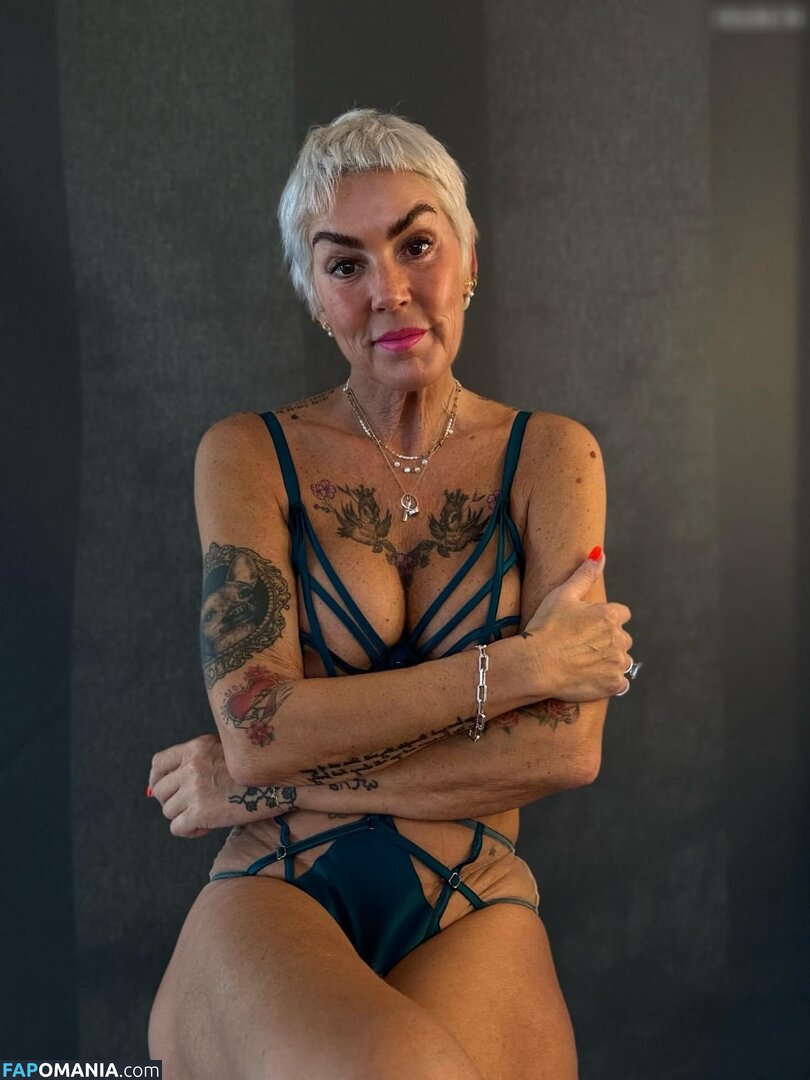 Astrid Zeegen Holt / astridiwantyouinmylife Nu OnlyFans  Foto vazada #6