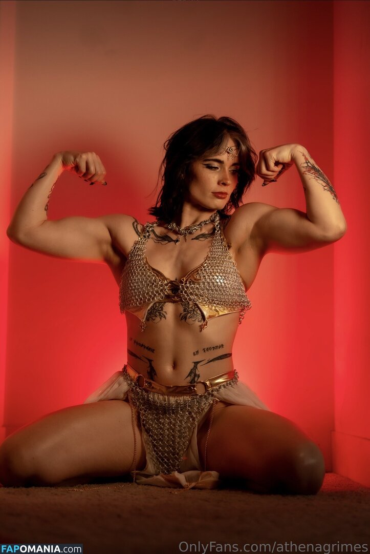 Athena Grimes / athena.cos / pinkemilki Nu OnlyFans  Foto vazada #6