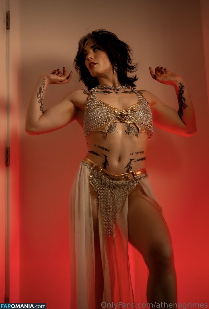 Athena Grimes / athena.cos / pinkemilki Nu OnlyFans  Foto vazada #18