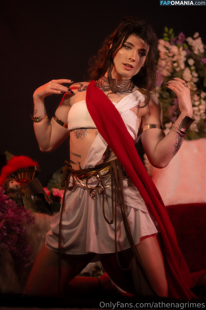 Athena Grimes / athena.cos / pinkemilki Nu OnlyFans  Foto vazada #37