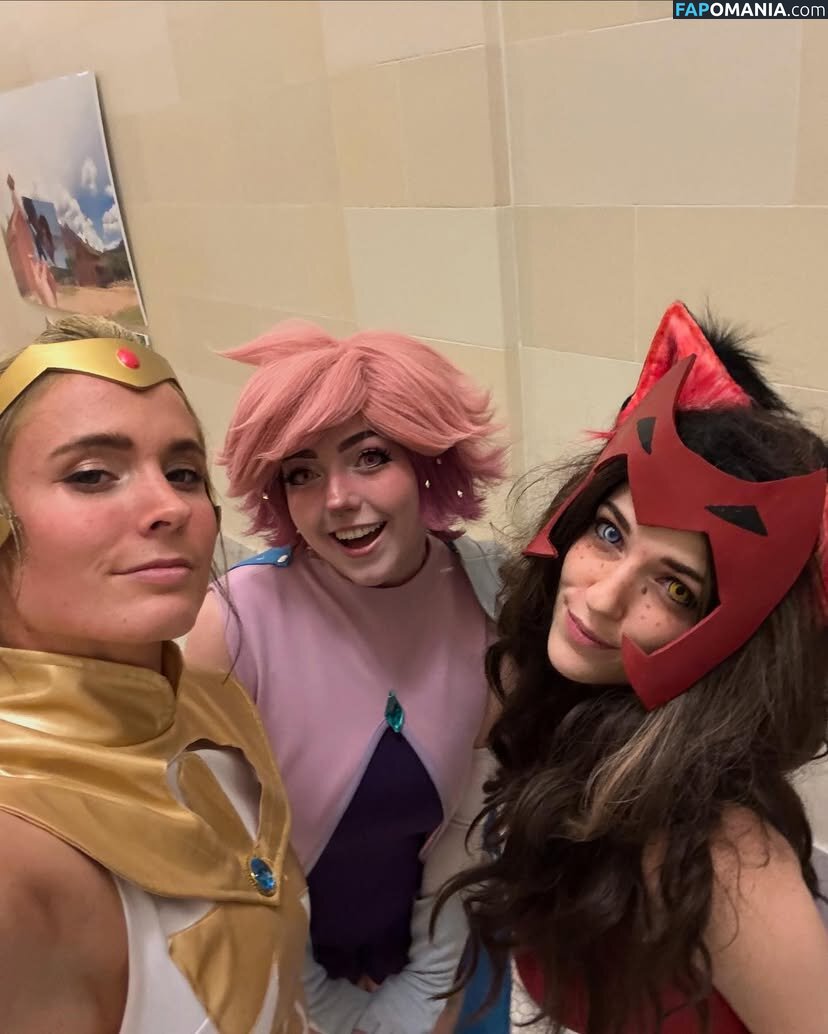 Athena Grimes / athena.cos / pinkemilki Nu OnlyFans  Foto vazada #61