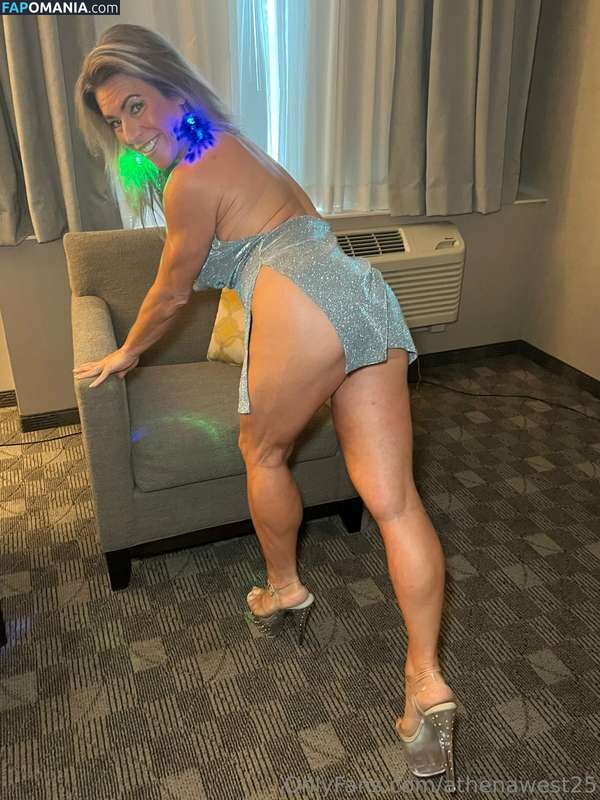 AthenaWest / athenawest25 / https: Nu OnlyFans  Foto vazada #18