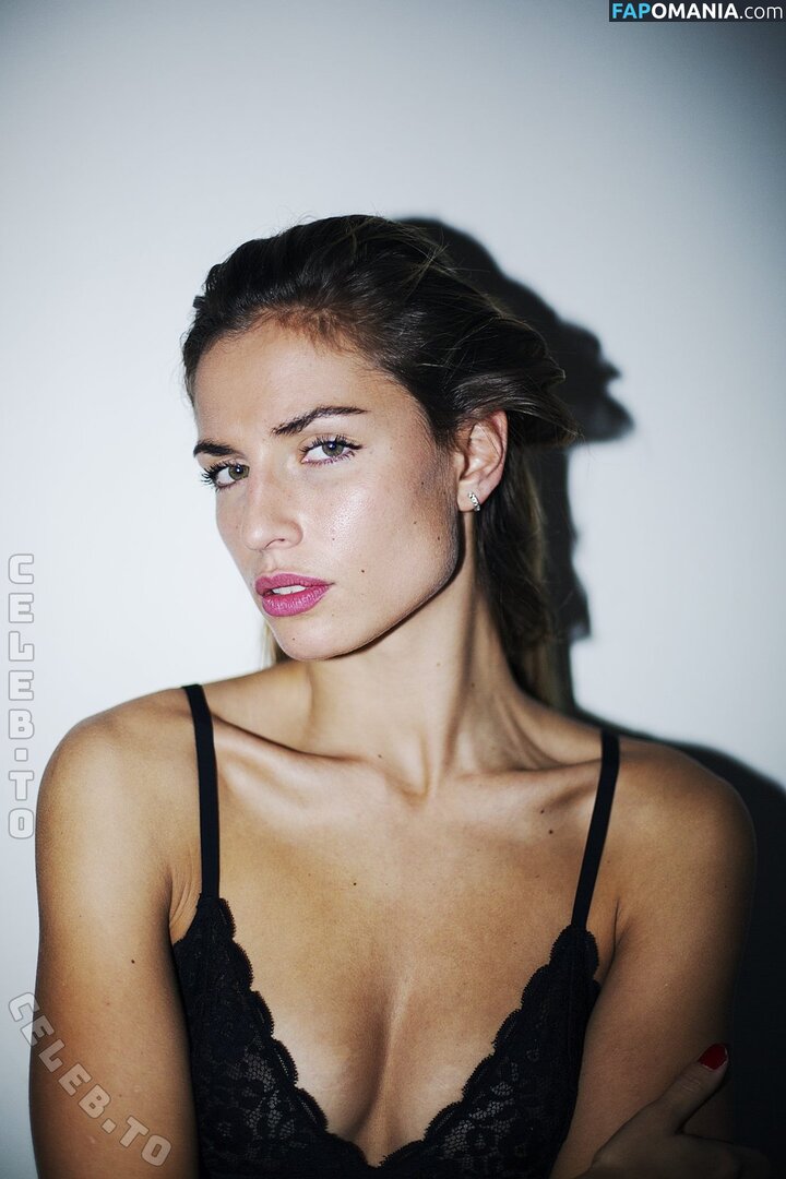 Aude-Jane Deville / audejanedeville / audejanedvll Nu OnlyFans  Foto vazada #6