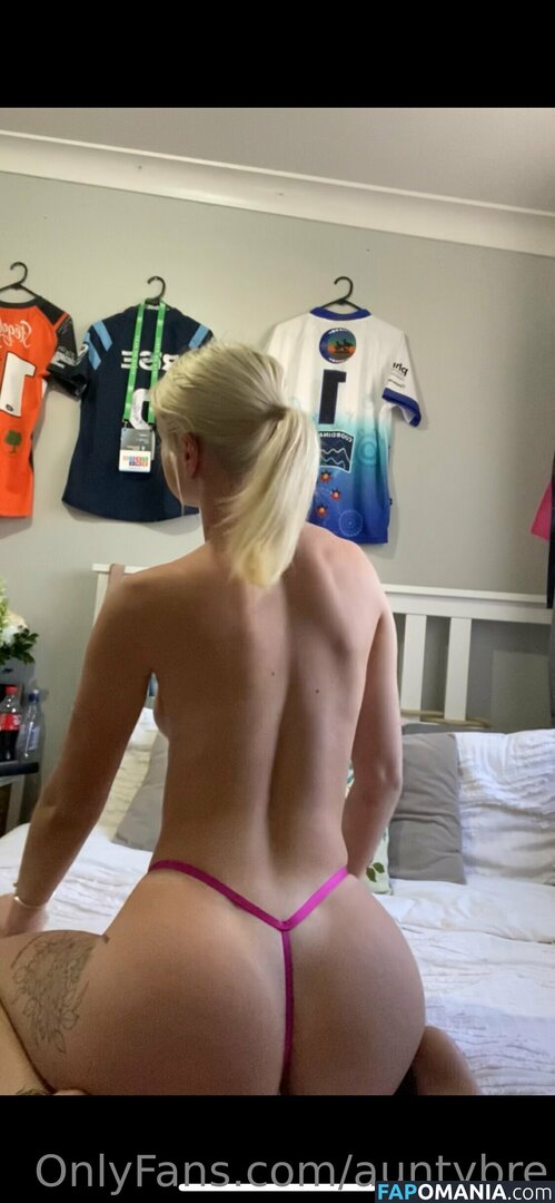 auntybre / auntybre_ Nu OnlyFans  Foto vazada #27