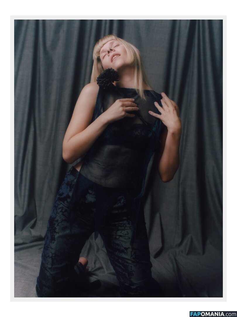 Aurora Aksnes / auroramusic / singer Nu OnlyFans  Foto vazada #260