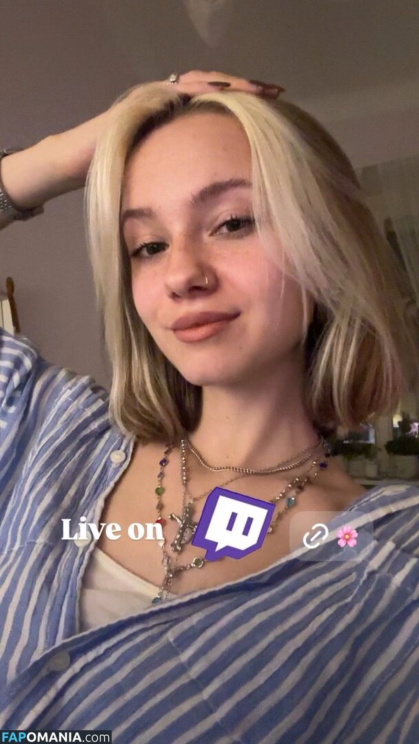 Austrian ASMR / austrianasmrgurl Nu OnlyFans  Foto vazada #3