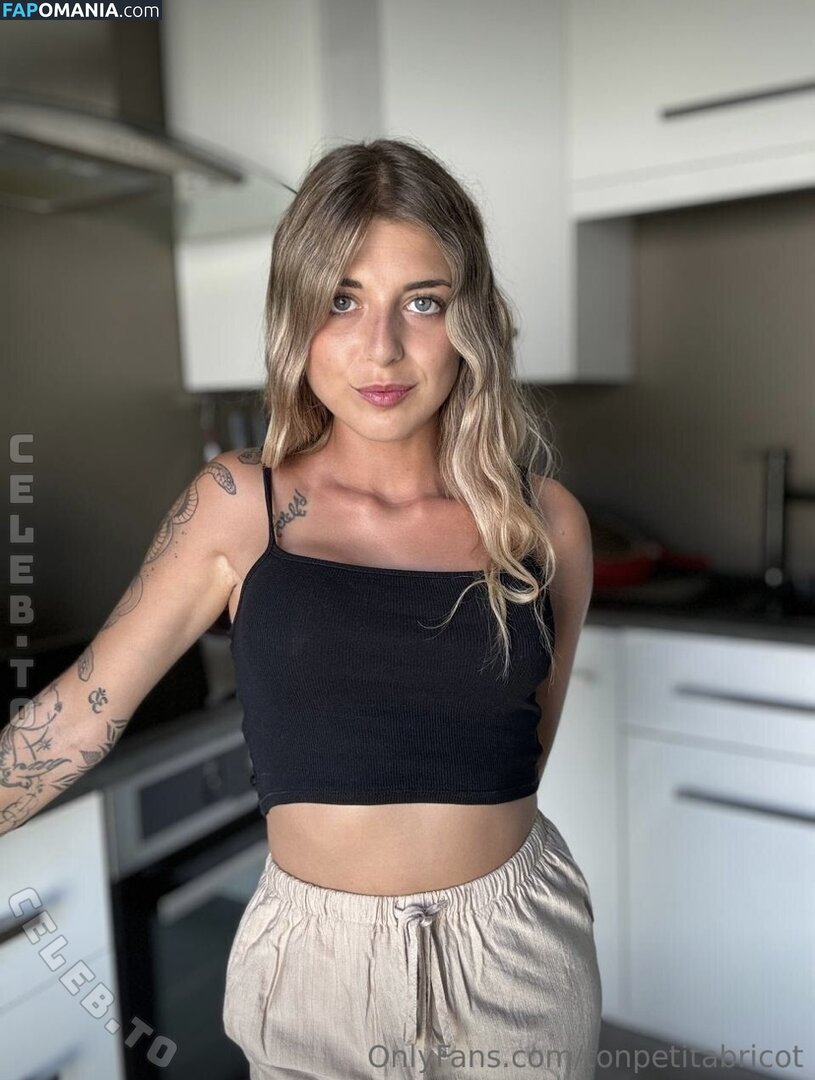 Ava Abricot / lepetit.abricot / tonpetitabricot Nu OnlyFans  Foto vazada #4