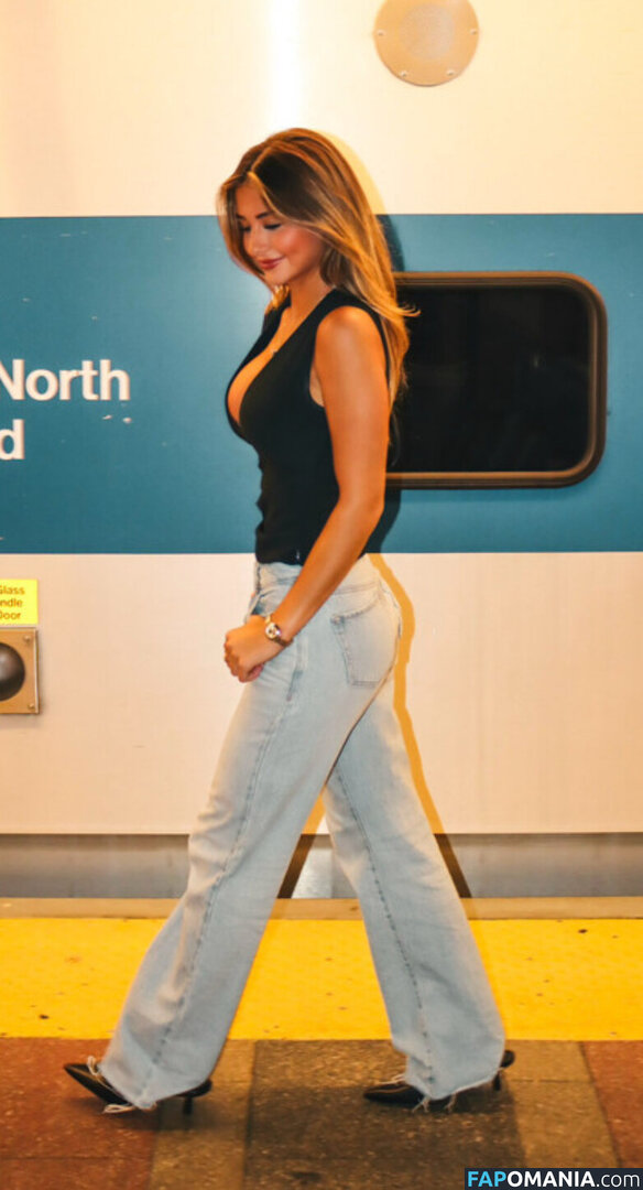 Ava Majury / Passes / ava.majury Nu OnlyFans  Foto vazada #16