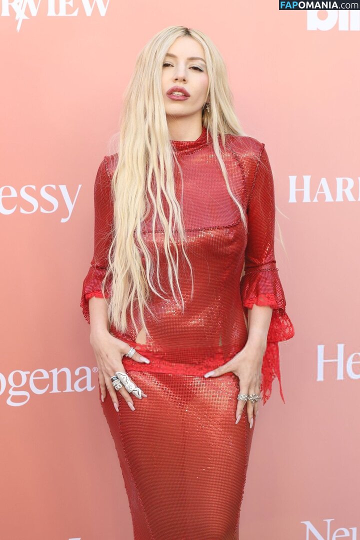 Ava Max / avamax / https: / plharleyquinn Nu OnlyFans  Foto vazada #929