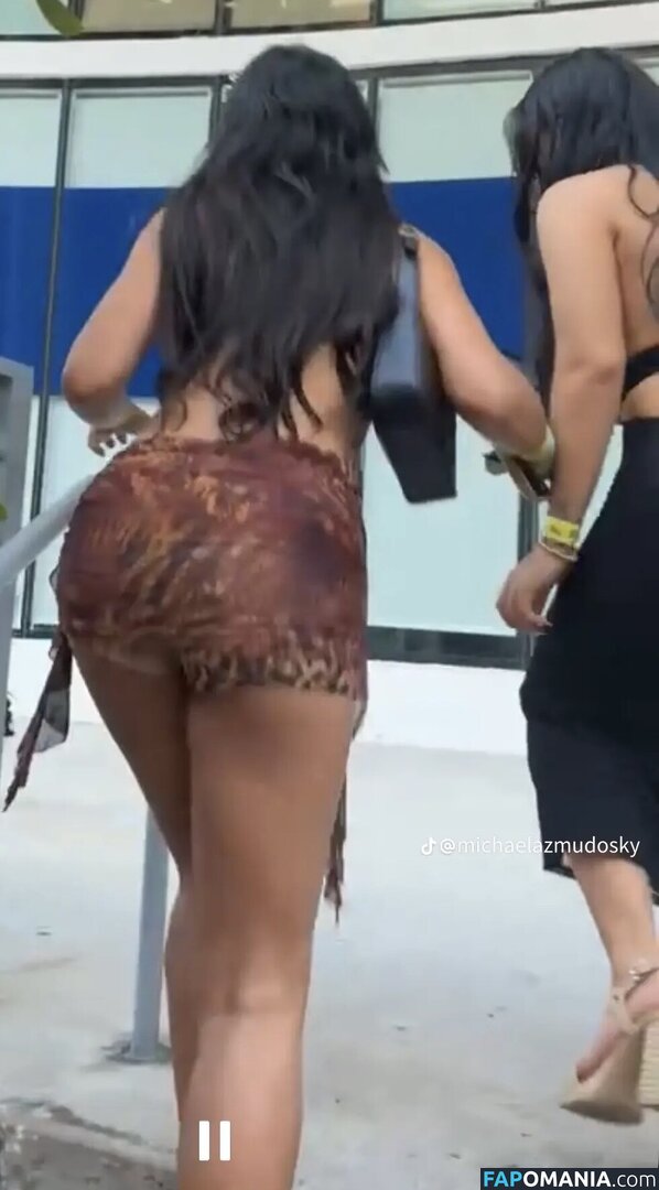 avaasanto / lifes.a.party.sorry.mom Nu OnlyFans  Foto vazada #11