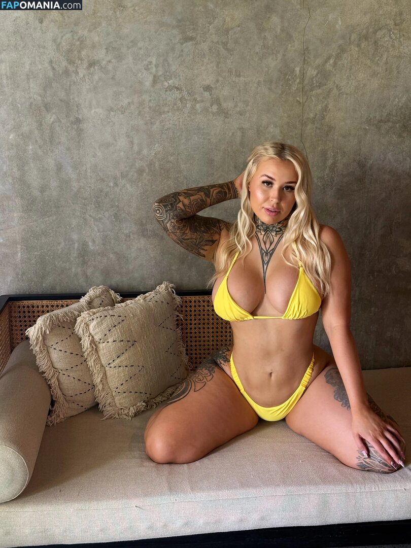 Avakristel Nu OnlyFans  Foto vazada #3