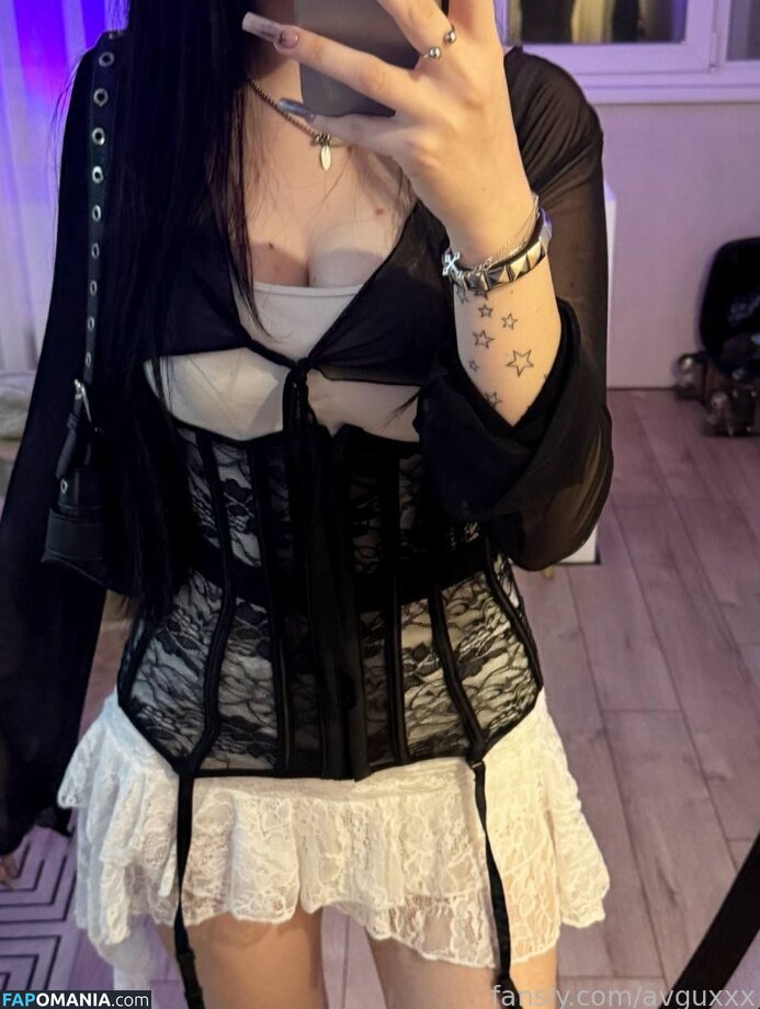 Avguxxx Avgu / avguxxx Nu OnlyFans  Foto vazada #2
