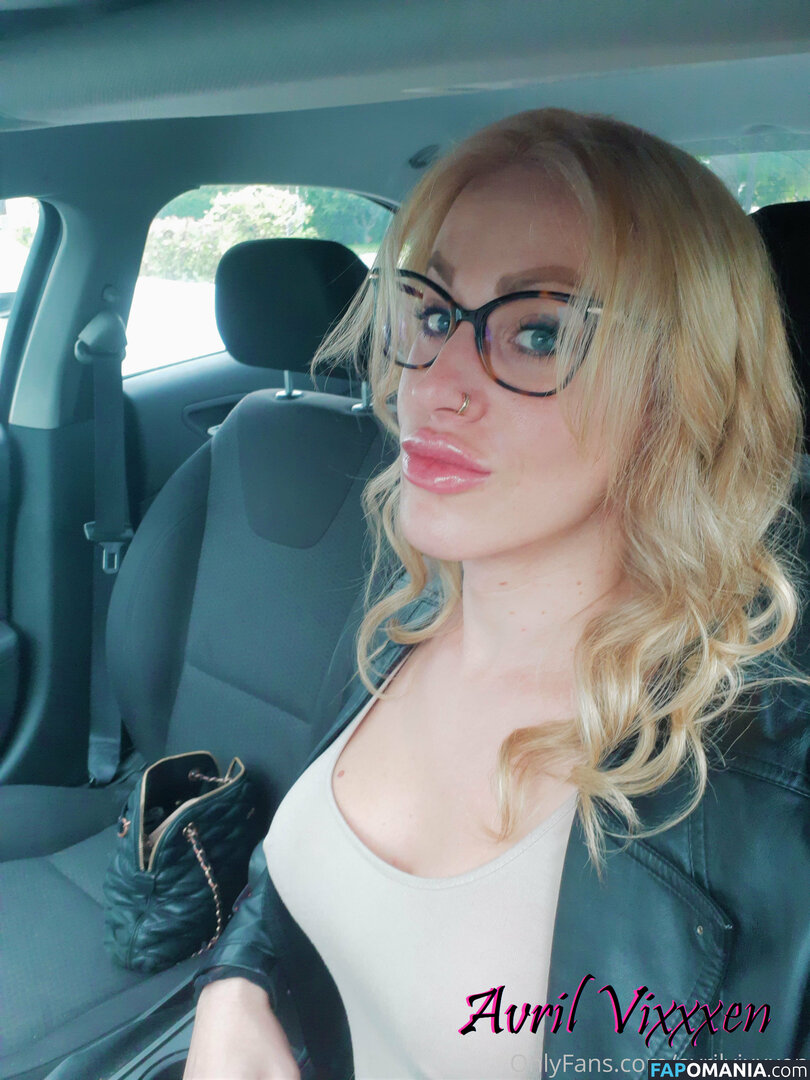 avrilvixen / avrilvixxxen Nu OnlyFans  Foto vazada #11