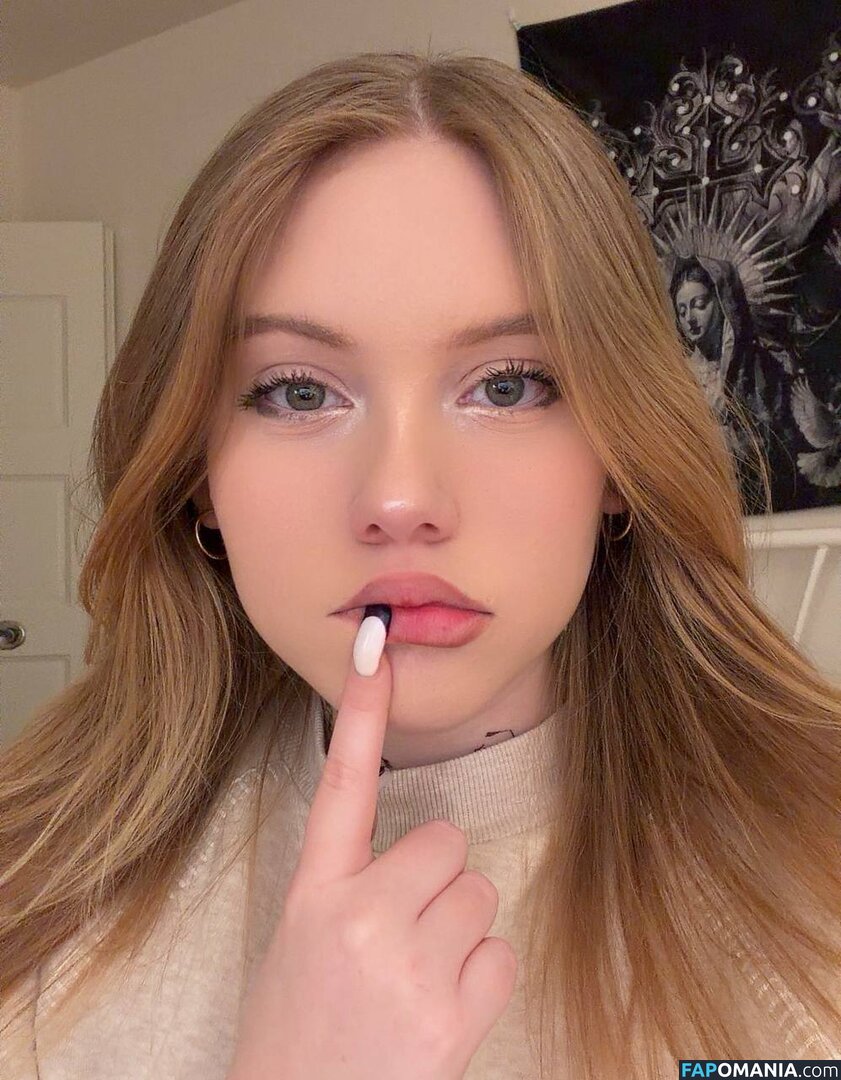 Avrrorkar / kira Avrrorka / kirakryl07 Nu OnlyFans  Foto vazada #2