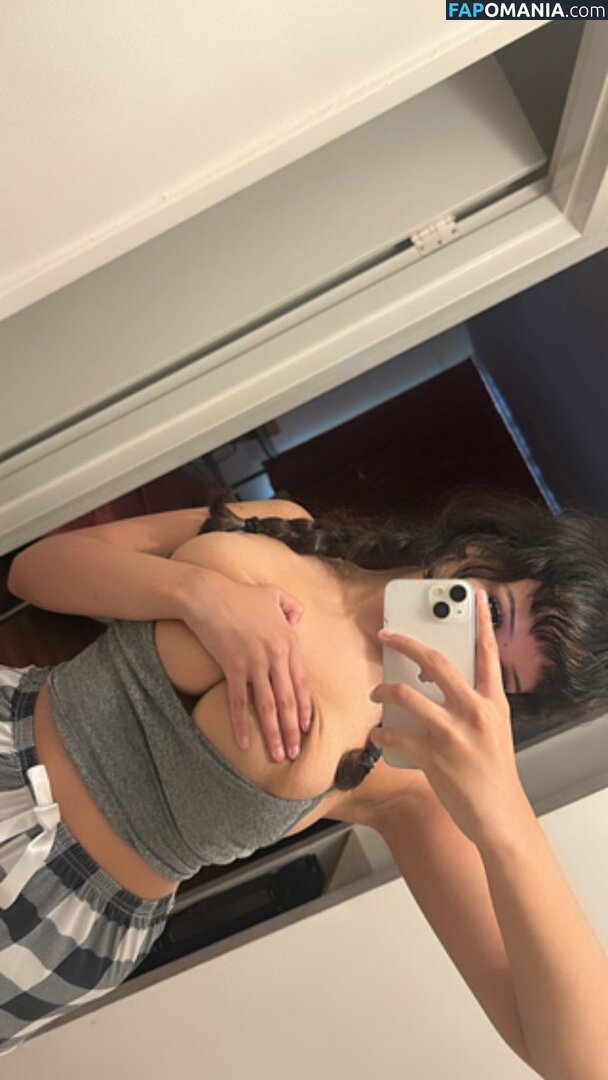 awkitties007 / https: Nu OnlyFans  Foto vazada #12