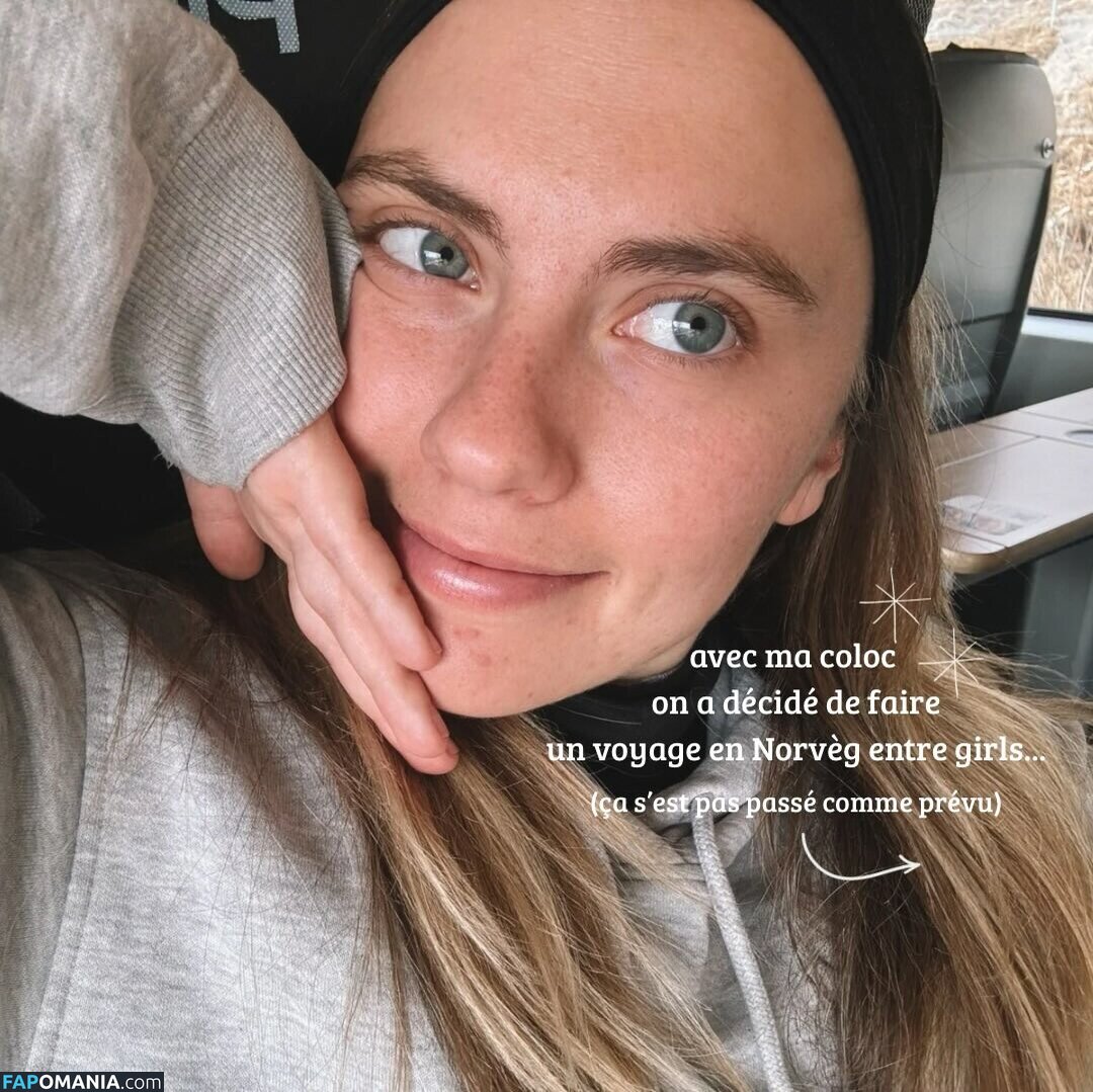 Axelle Maga / axelle.maga Nu OnlyFans  Foto vazada #3