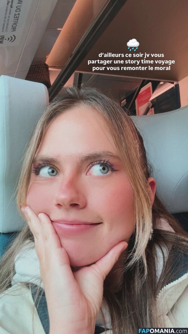 Axelle Maga / axelle.maga Nu OnlyFans  Foto vazada #7