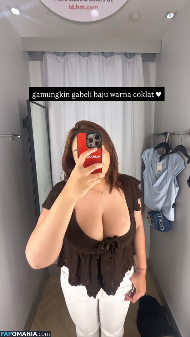 azizasaraa / https: / retirementofyu Nu OnlyFans  Foto vazada #2