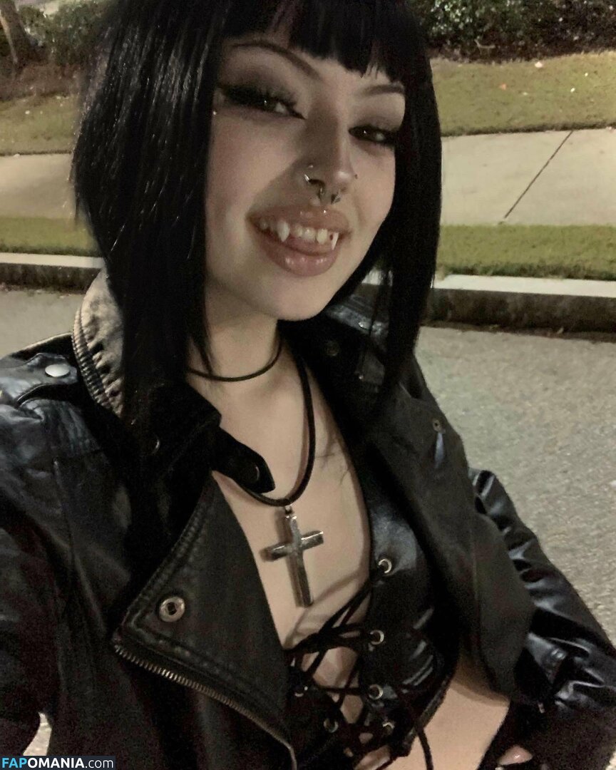 64il0ut / b4i1e3 / b4il3e Nu OnlyFans  Foto vazada #5