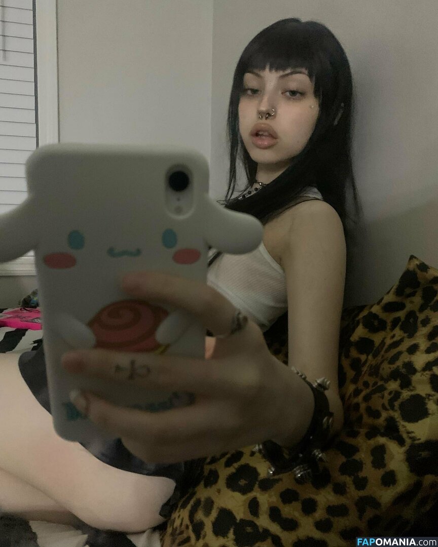 64il0ut / b4i1e3 / b4il3e Nu OnlyFans  Foto vazada #13