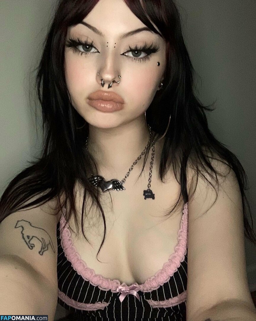 64il0ut / b4i1e3 / b4il3e Nu OnlyFans  Foto vazada #17