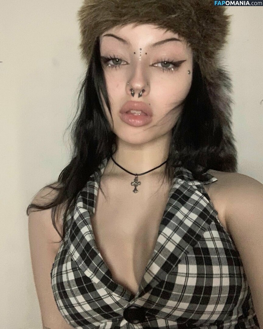 64il0ut / b4i1e3 / b4il3e Nu OnlyFans  Foto vazada #21