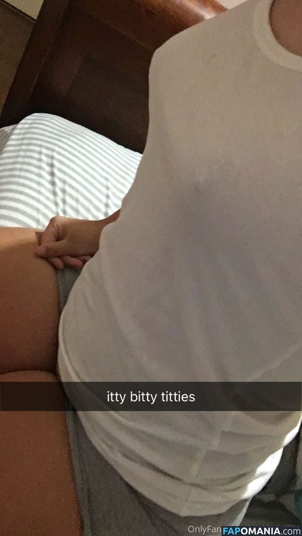 babyc121 / babyc911 Nu OnlyFans  Foto vazada #4