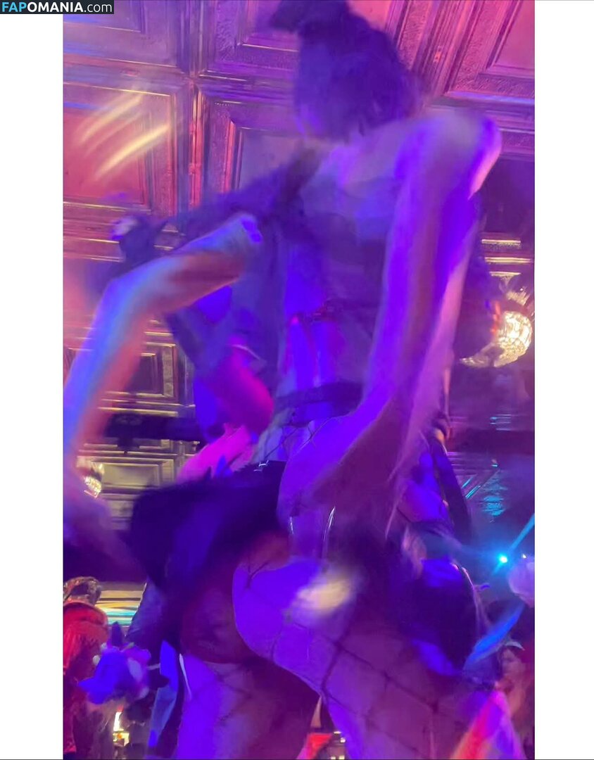 Bai Ling / iambailing Nu OnlyFans  Foto vazada #656