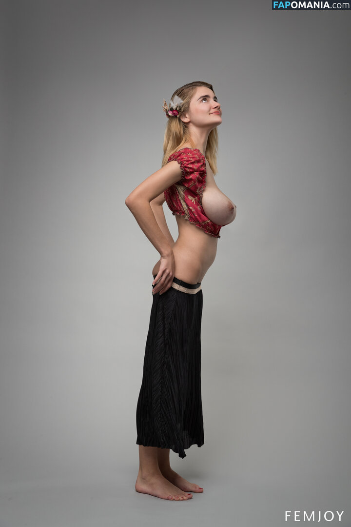 Bambi / Maria Țipordei / MariaTipordei / bamby_m / maria.tipordei Nu OnlyFans  Foto vazada #159