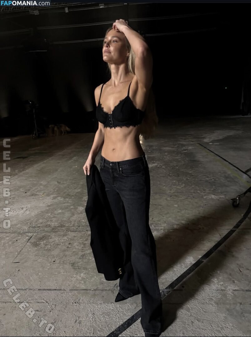 Bar Refaeli / bar.refaeli / barrefaeli / https: Nu OnlyFans  Foto vazada #240
