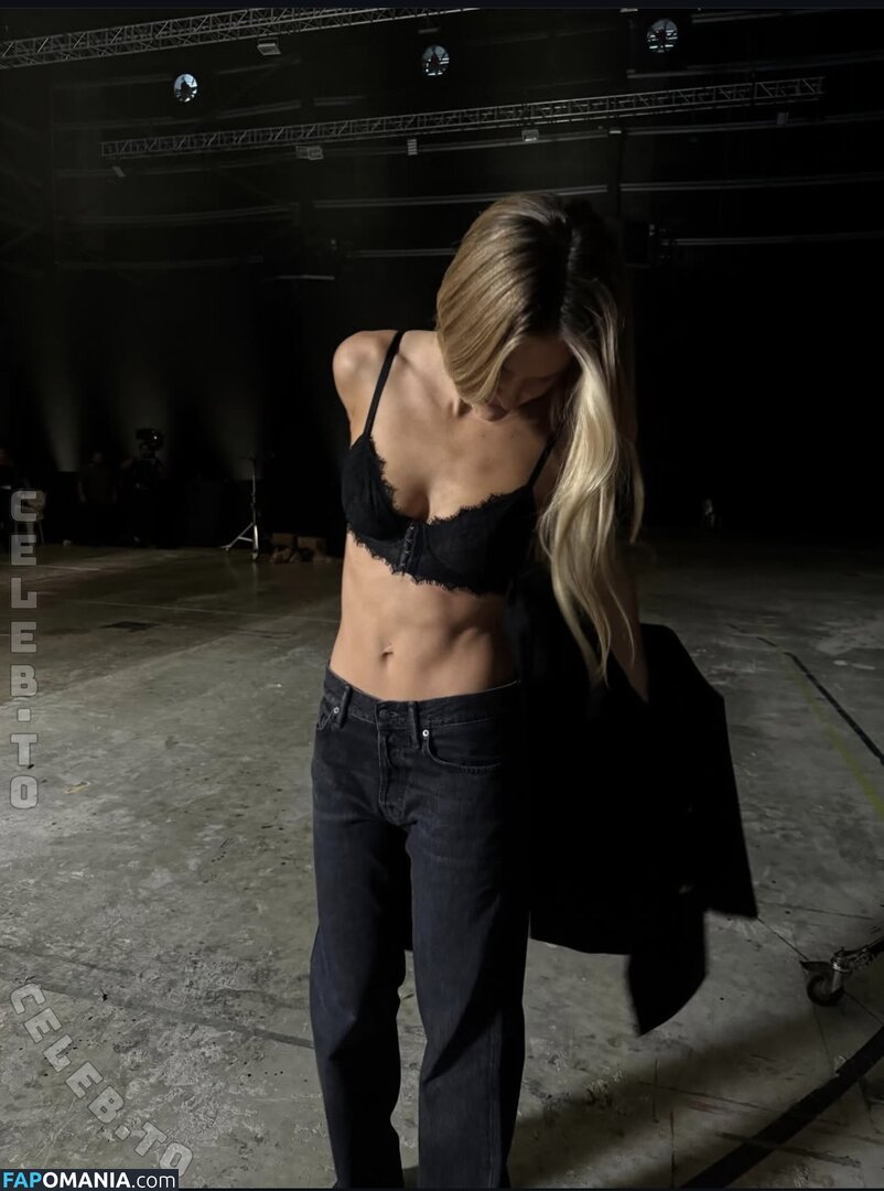 Bar Refaeli / bar.refaeli / barrefaeli / https: Nu OnlyFans  Foto vazada #242