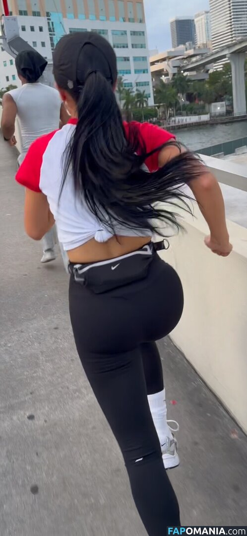 Becky G / iambeckyg / therealbeckyg Nu OnlyFans  Foto vazada #1045