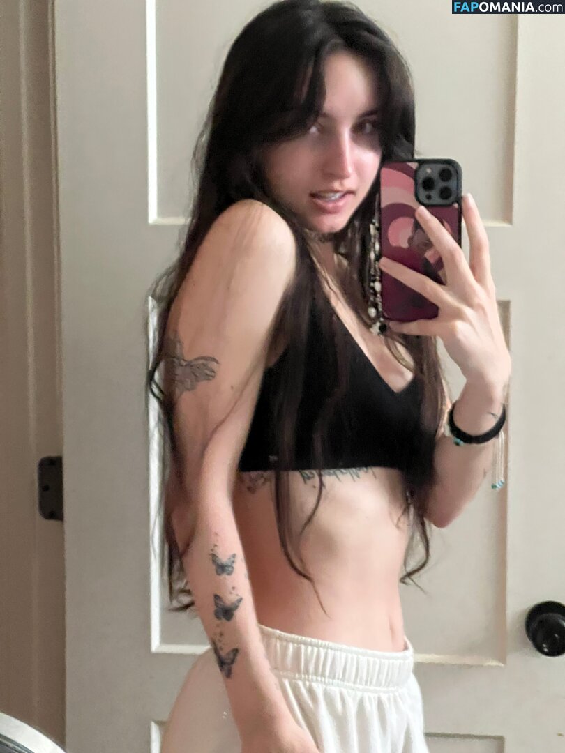 Beebee ASMR / beebeeasmr / beebeeasmr18 / beebeevip Nu OnlyFans  Foto vazada #382